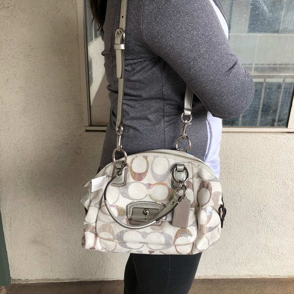 Matching Coach purse and clutch wallet - Picture 7 of 8